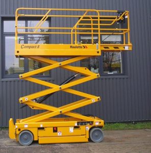 Xe nâng người 8m Haulotte Compact 8