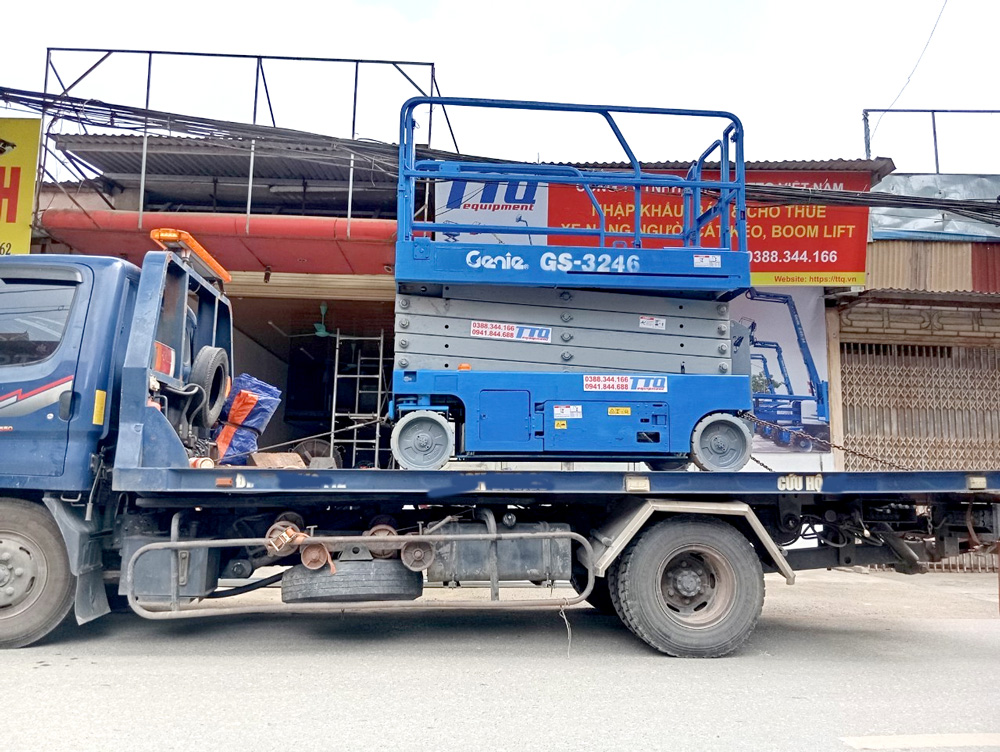 Giá thuê xe nâng người ảnh hưởng bởi yếu tố nào?